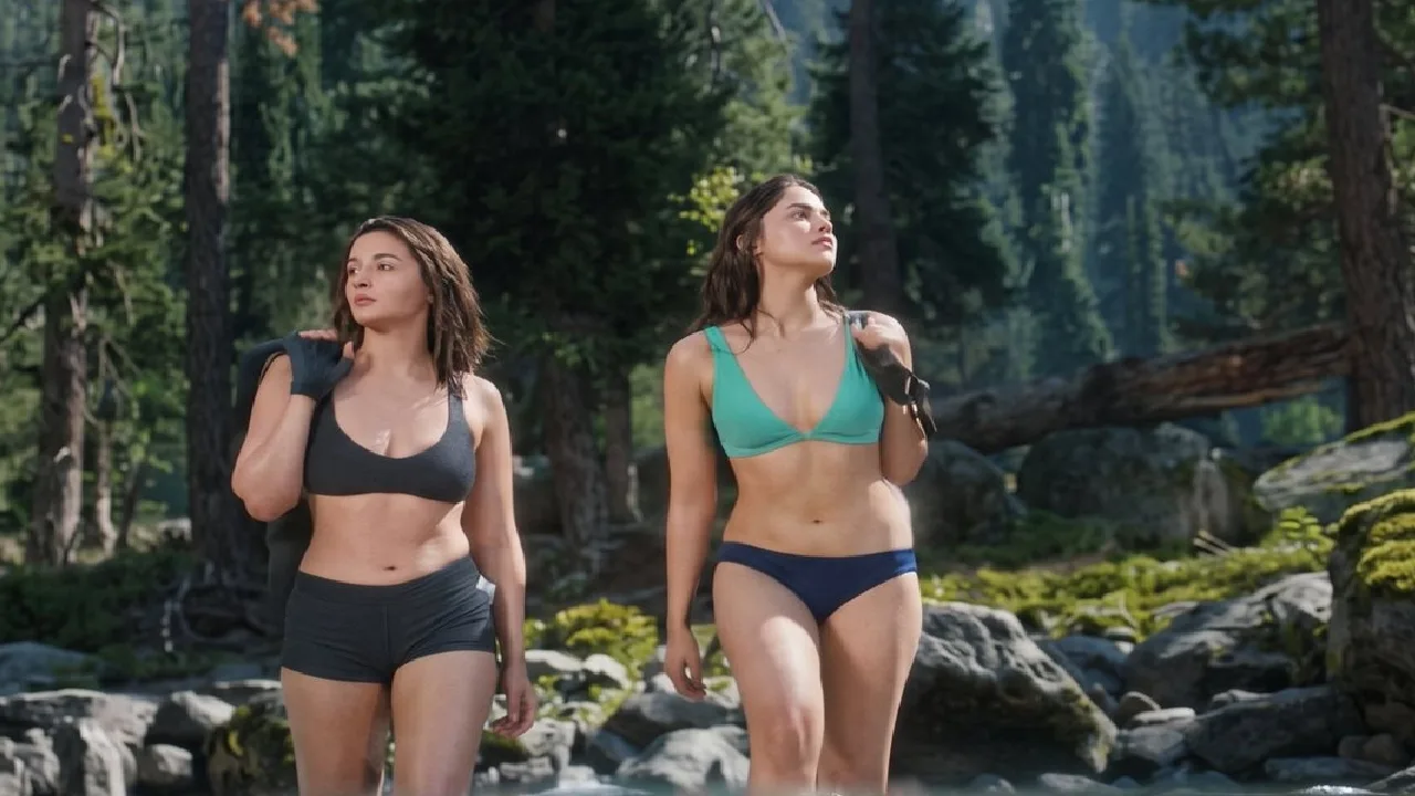 આલિયા ભટ્ટ અને શર્વરી વાઘનો Bikini Look ચર્ચામાં, ફિલ્મ Alpha બાદ સોશિયલ મીડિયા પર મિશ્ર પ્રતિસાદ